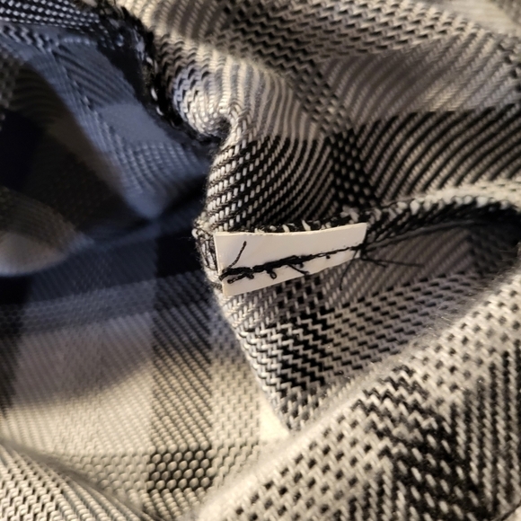 Dex Plaid Button Front Shacket Size S - Picture 4 of 6